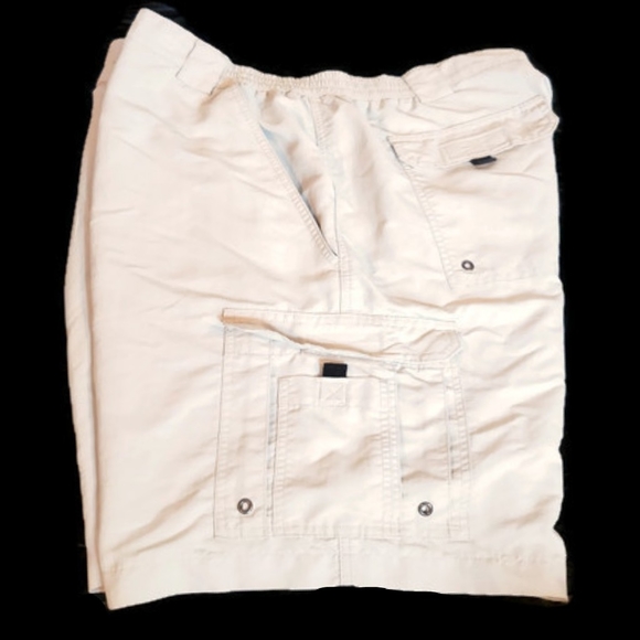 Khaki Performance Fishing Shorts 